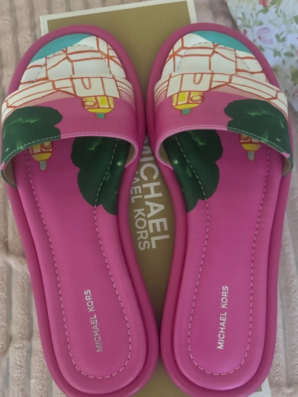 Michael kors sandals new with the box size 9